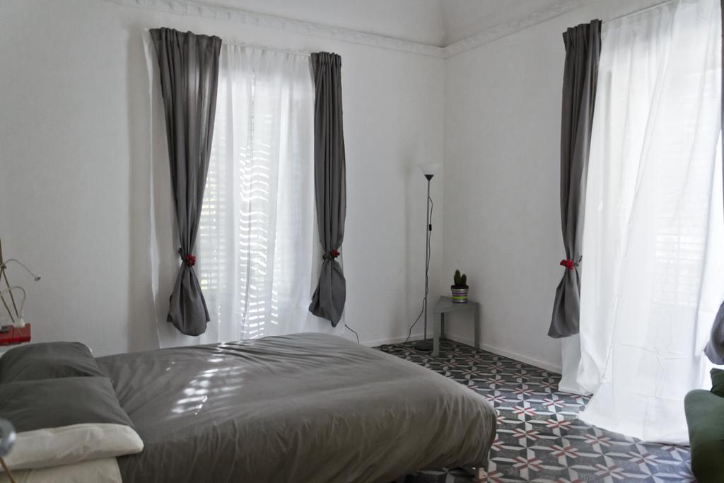 A Casa Di Chiara Hotel Palermo Habitación foto
